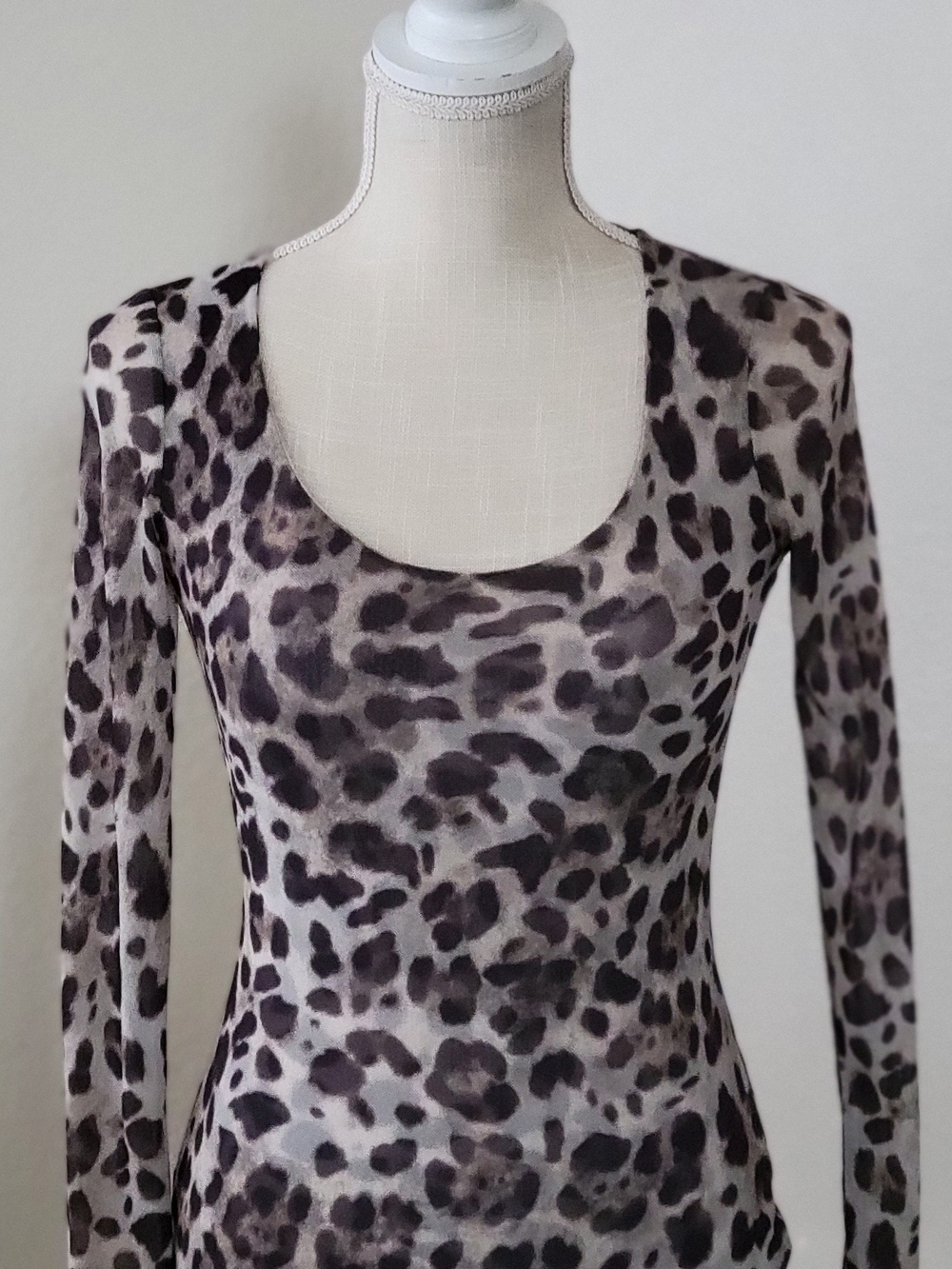 Vtg Bebe Y2K Leopard Print Mesh Long Sleeve Scoop Neck Top S Double Layered